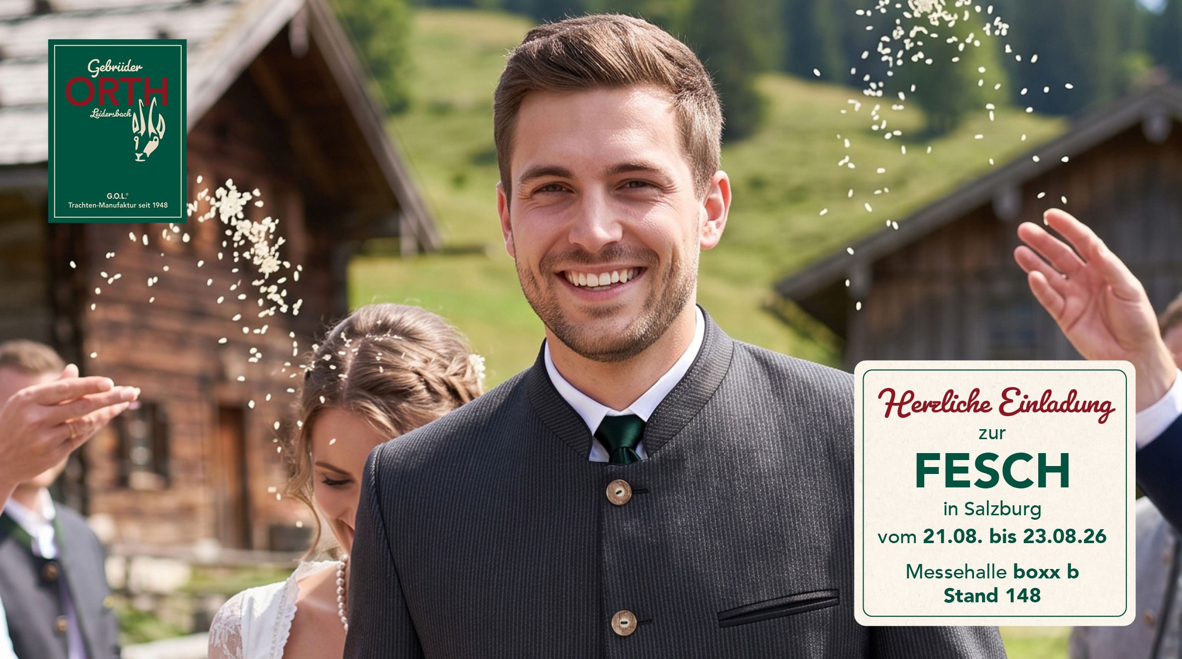 Glücklicher Bräutigam bei Hochzeit in Tracht, Einladung zur Fesch in Salzburg.